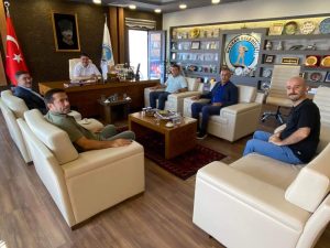 İSTANBUL ÜMRANİYE AK PARTİ İLÇE TEŞKİLATI’NDAN BAŞKAN ERSOY’A ZİYARET