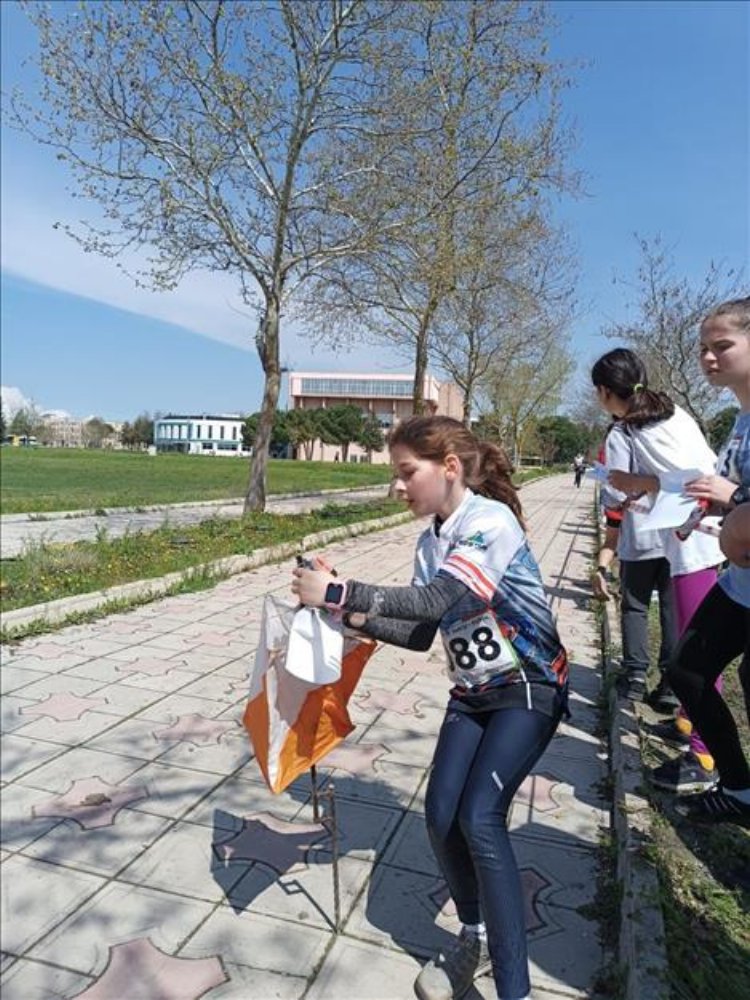 Bursa İnegöl’ün oryantiring takımı 11 dereceyle döndü