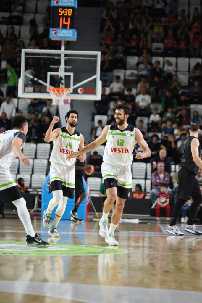 Potanın Tarzanları’ndan muhteşem galibiyet