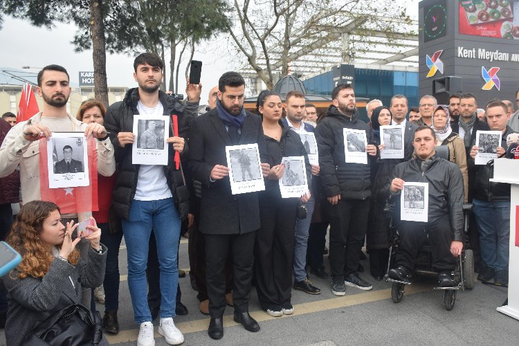 CHP 81 ilde saygı duruşunda… Artık yeter!