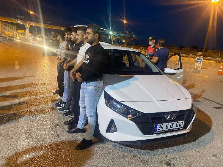 Edirne Jandarması kaçak göçmenleri havadan yakalıyor!