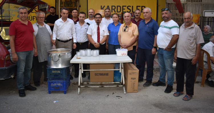 Şehit Aileleri Ve Gaziler Derneğinden aşure  hayrı