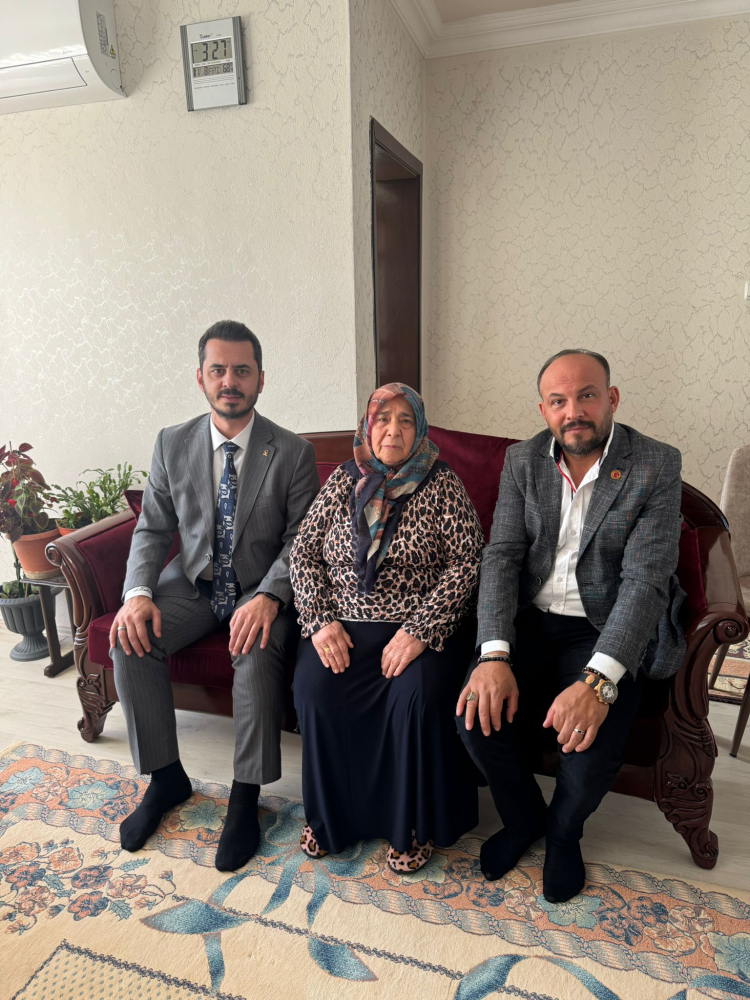 Bursa Osmangazi’de AK Parti’den şehit ailelerine vefa ziyareti