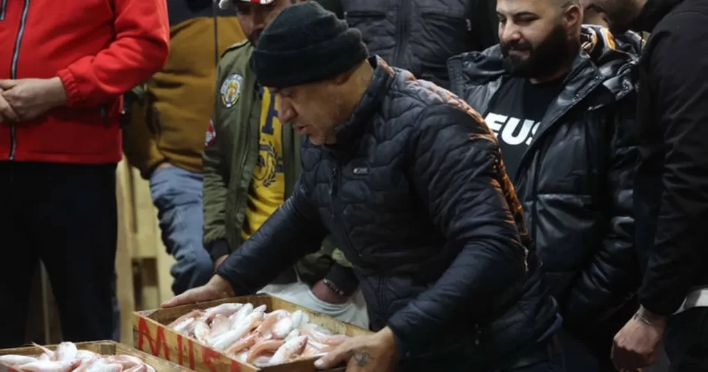 Antalya’da taze balığın adresi Düden Balık Çarşısı