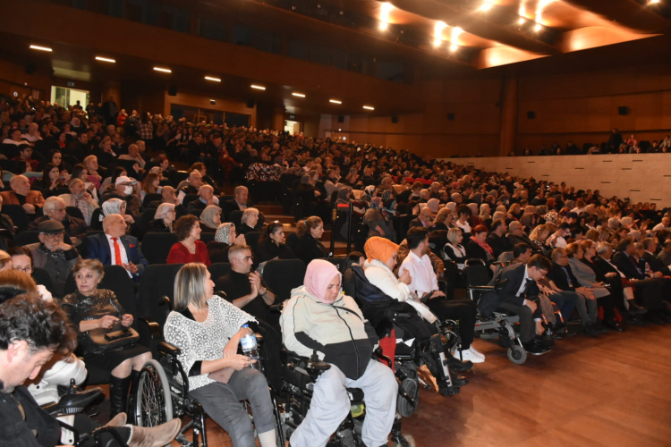 Bursa Kent Konseyi engellilere moral oldu