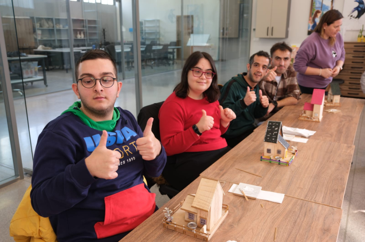 Engeller Cemil Meriç’te sanatla aşıldı