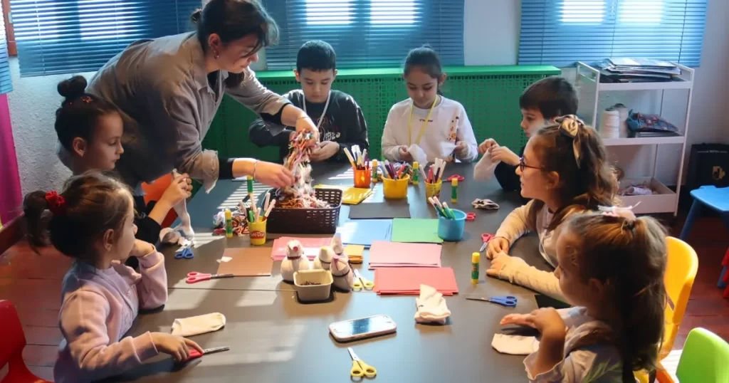 Çocuklar hayal gücünü İzmit’te konuşturdu!