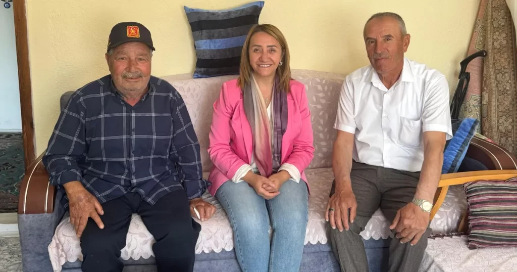 Başkan Tekin’den Kıbrıs Gazisi Rıza amcaya moral