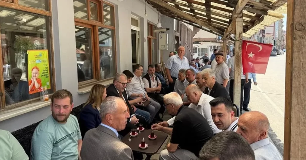 Bilecik Pazaryeri Yeni Mahalle’de bayram coşkusu