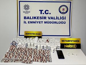 AYVALIK’TA YAKLAŞIK 4 BİN ADET UYUŞTURUCU HAP ELE GEÇİRİLDİ