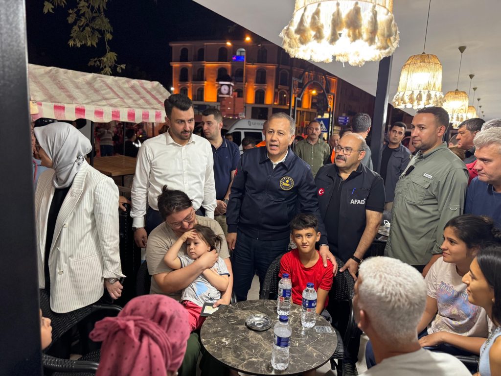 Ali Taylan Öztaylan: “Sındırgı’nın Her Sokağında Devletin Eli Var”