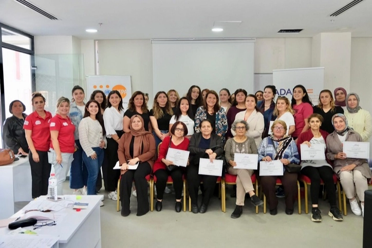 Adana Büyükşehir’den çocuk yaşta evliliğe karşı eğitim