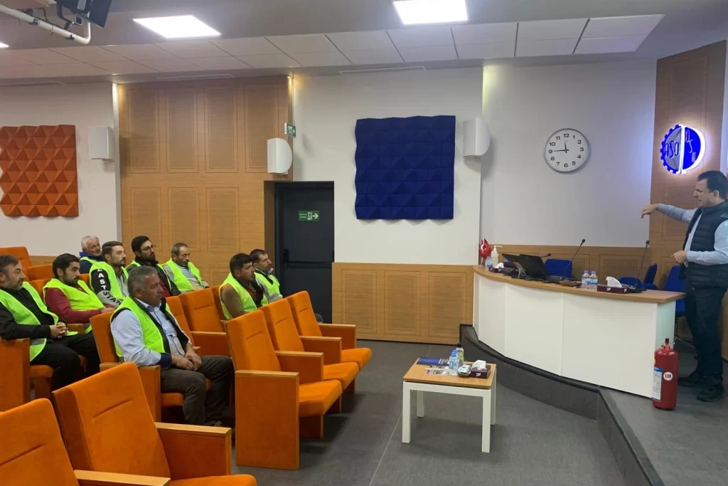 Çevre Yapı Arıtma’da iş güvenliği eğitimi