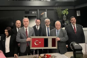 Fransa Cenon’da Bursa İnegöl dostluğu pekişti