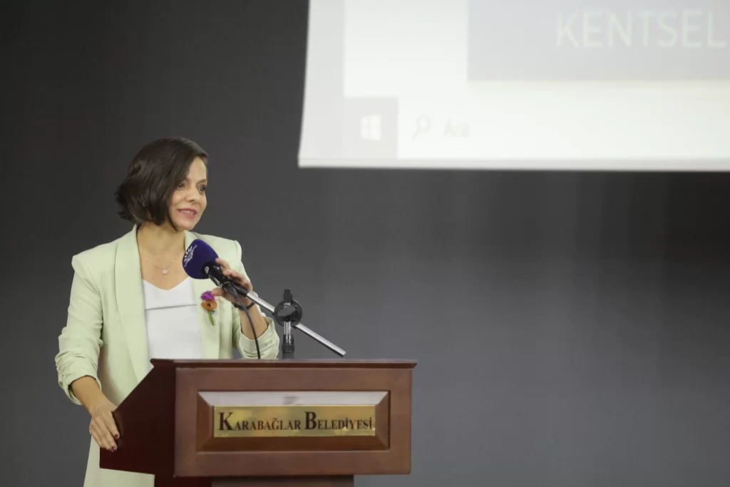 İzmir Karabağlar ’da kentsel dönüşüm için ilk buluşma