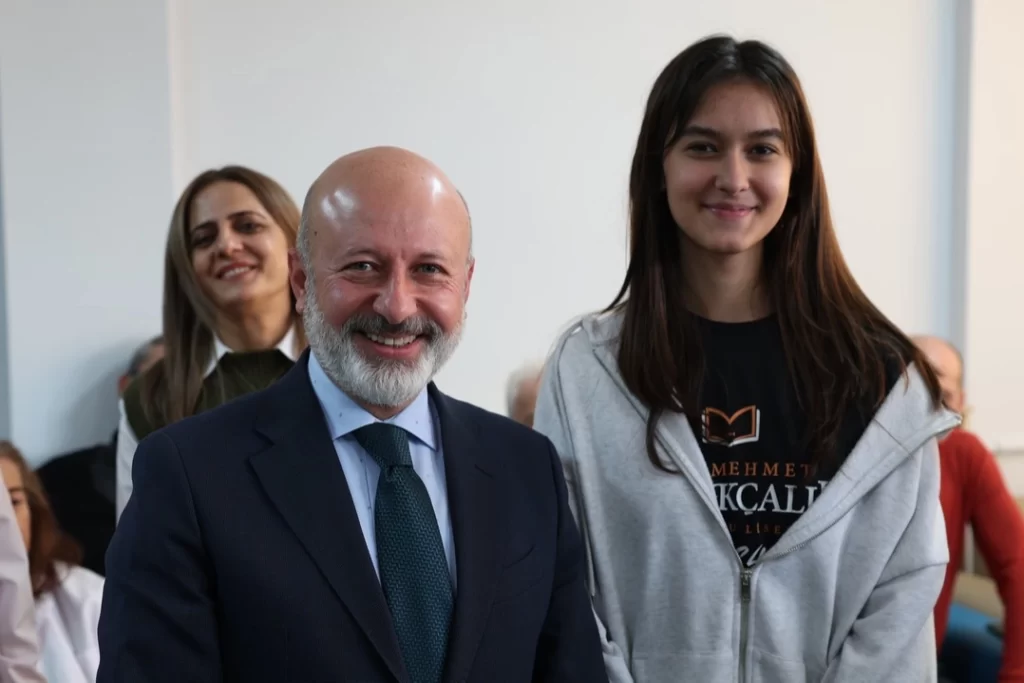 Kayseri Kocasinan’da 8 yıl sonra duygusal buluşma