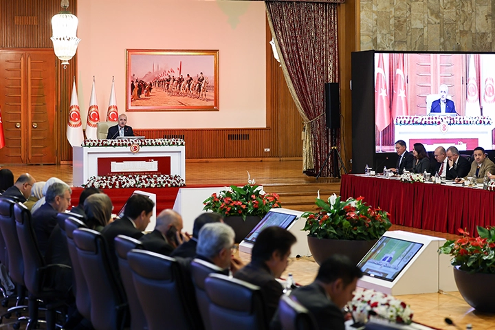 TBMM Komisyonu ‘nitelikli çoğunluk’ oyuyla İmralı’ya gidiyor