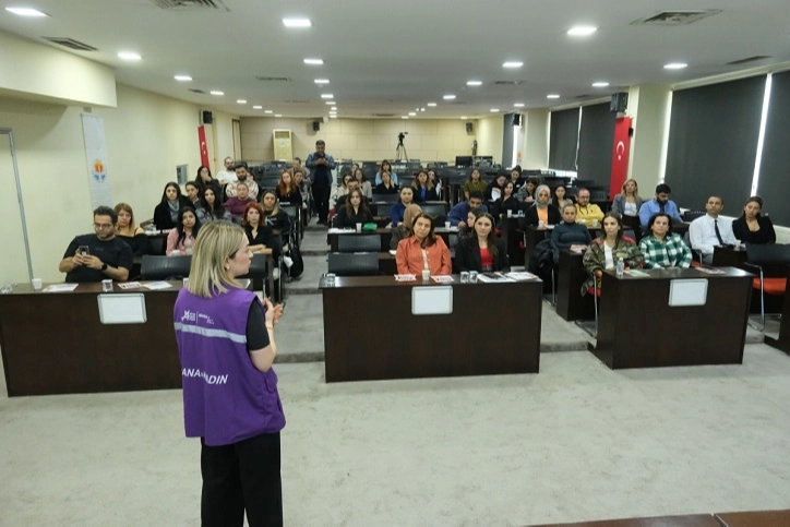 Adana’da okul öncesi dönemde dijital şiddet dönemi