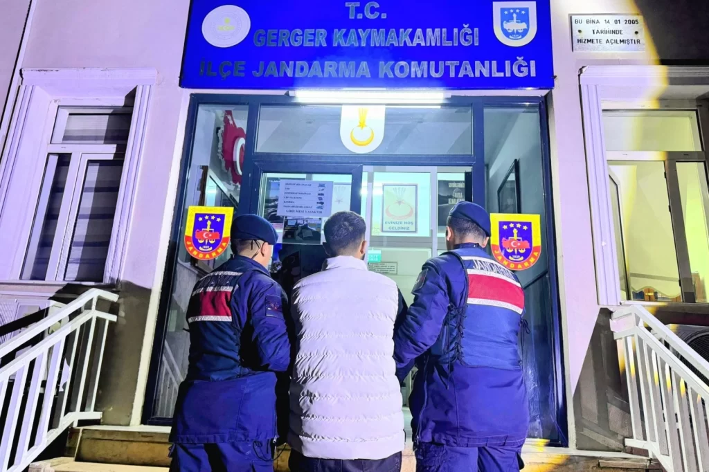 Adıyaman’da Jandarma zehir tacirlerine nefes aldırmıyor