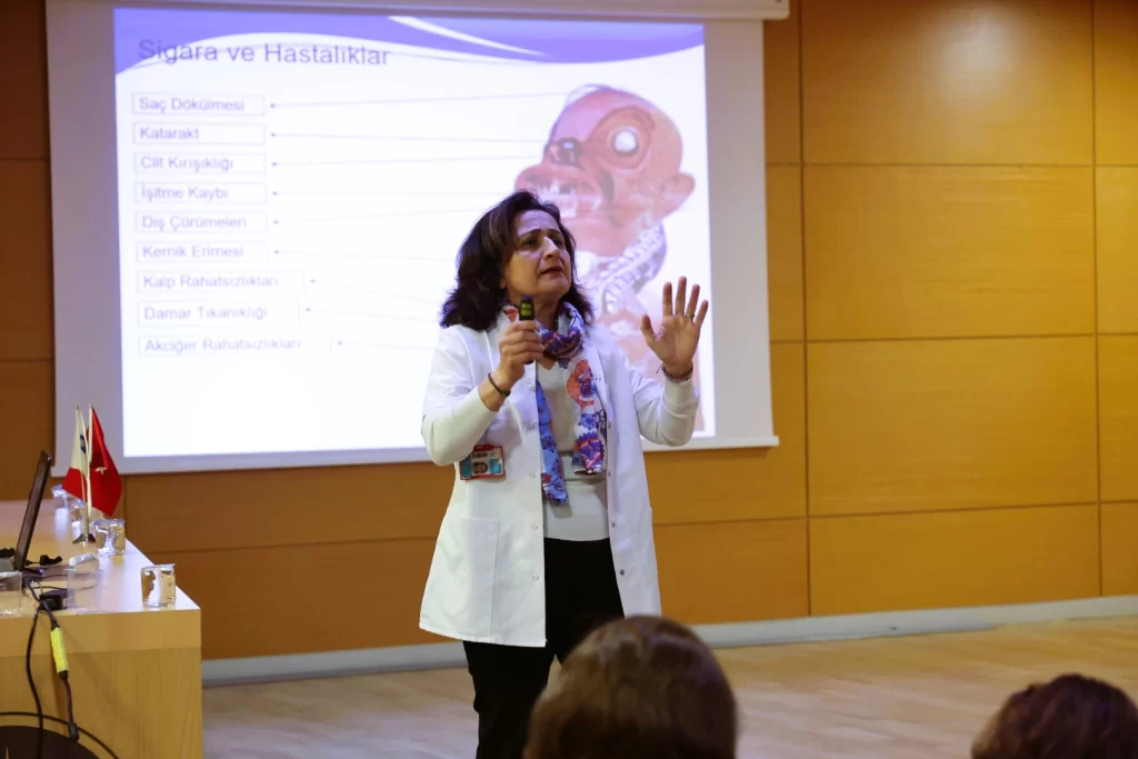 Antalya Büyükşehir’den personellere sağlık ve farkındalık eğitimi