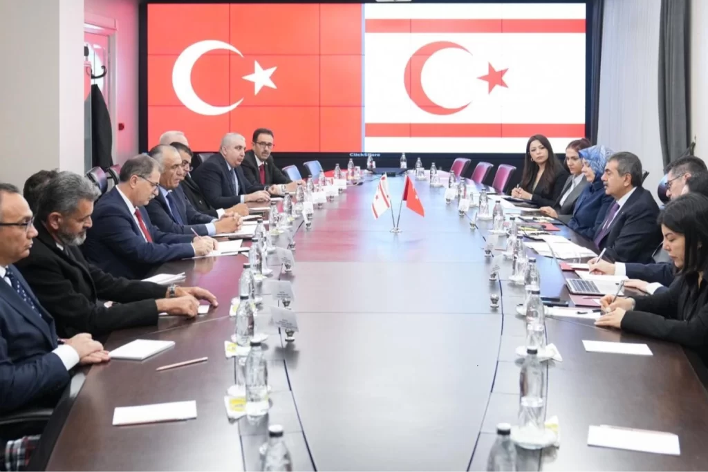 Bakan Tekin, KKTC’li mevkidaşını ağırladı