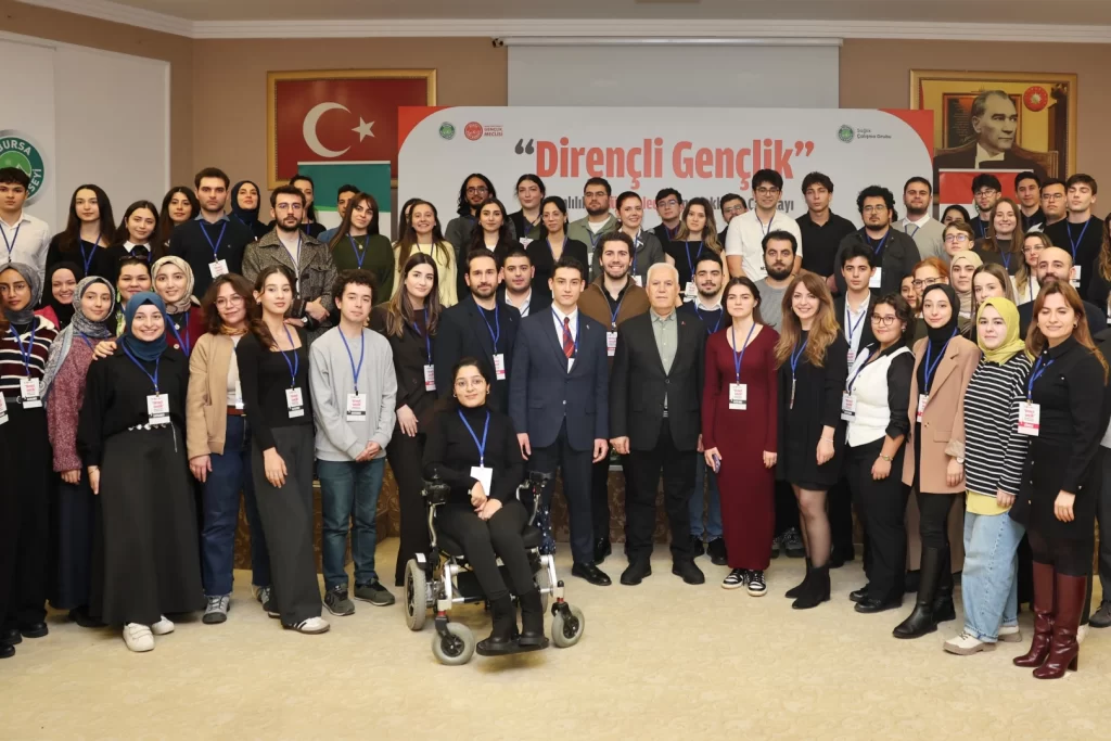 Bursa’da bağımlılıkla mücadelede söz gençlerde