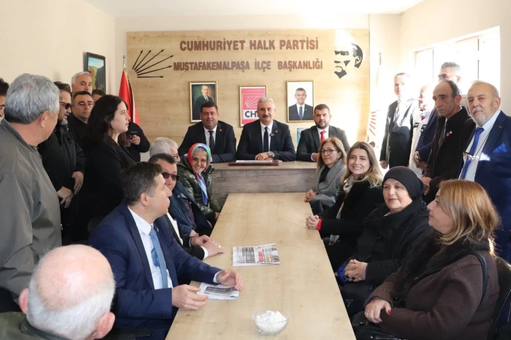 CHP Bursa’dan Mustafakemalpaşa’da saha çalışması
