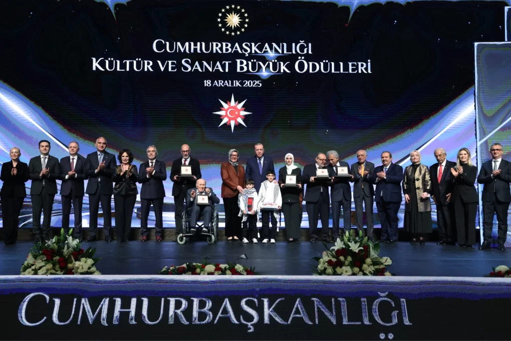 Cumhurbaşkanlığı büyük ödülleri sahiplerini buldu… Erdoğan’dan kültür ve sanat vurgusu