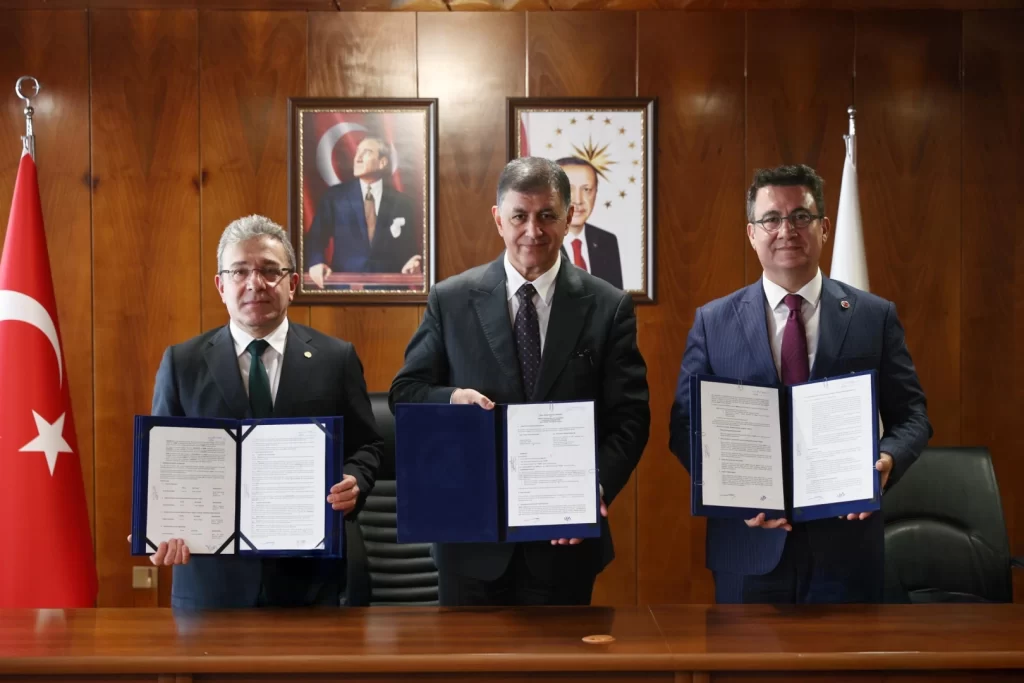 DEÜ’de İzmir’in deprem master planı için tarihi imza