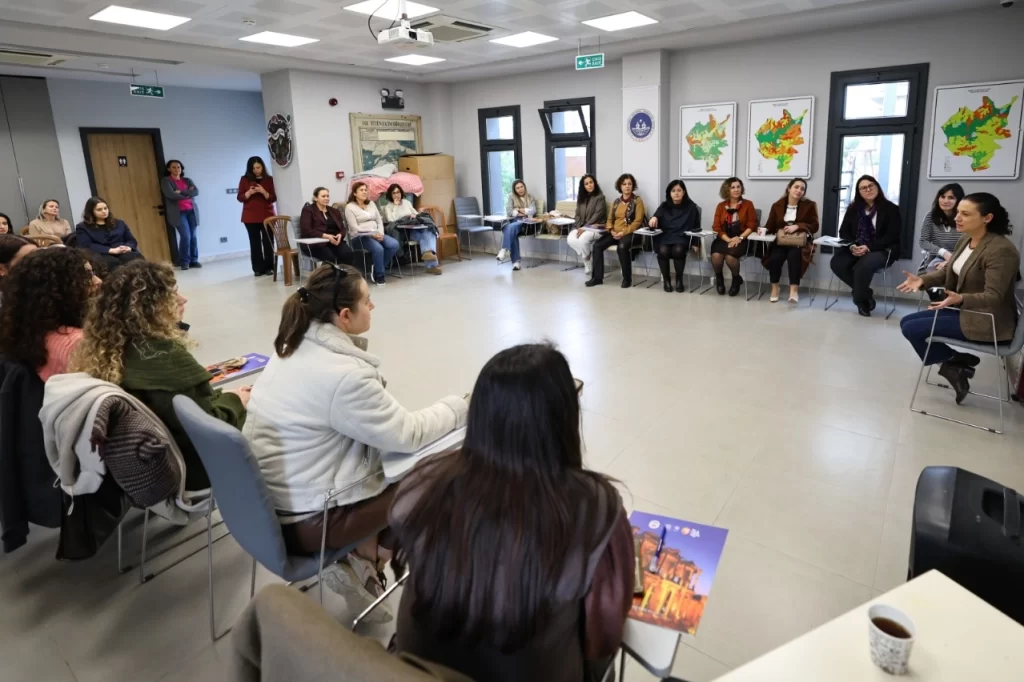 Efes Selçuk’ta kadına yönelik şiddetle mücadelede iş birliği toplantısı