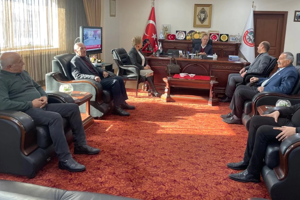 Erzurum’da İYİ Parti’den oda ve dernek ziyareti