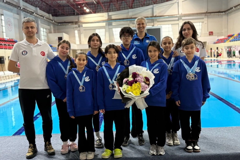 Eskişehir’in “Su Perileri” ve “Prensleri” Türkiye’yi büyüledi