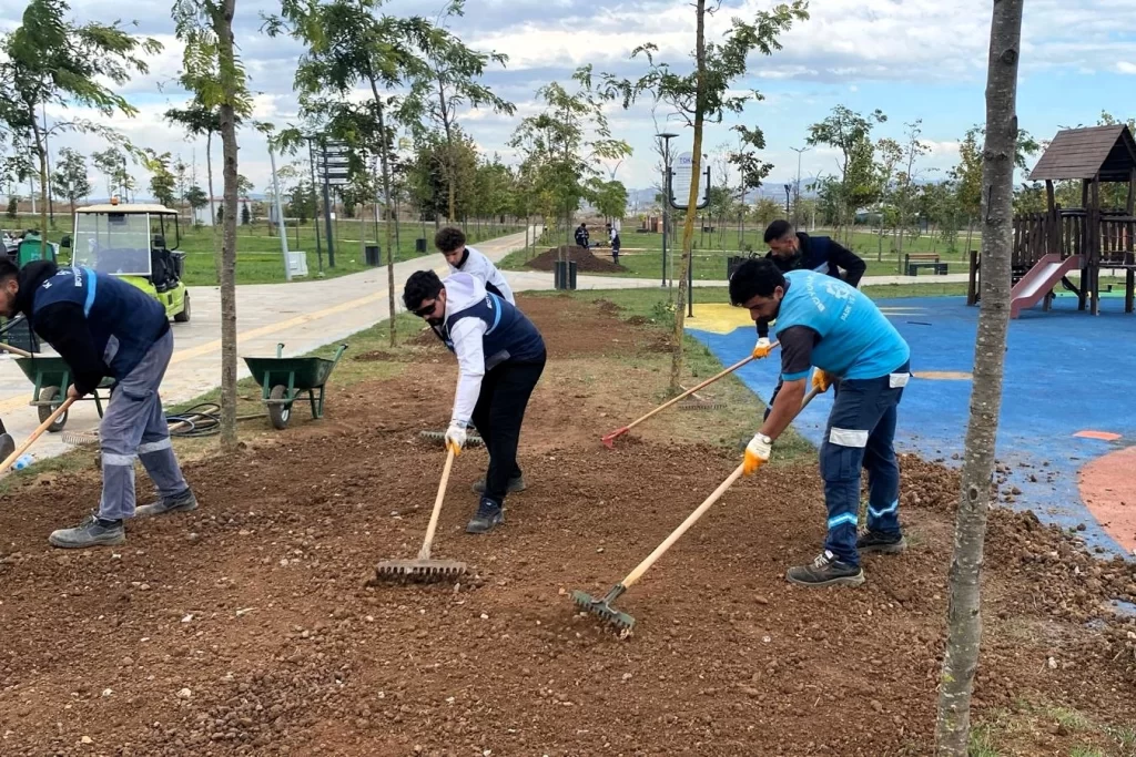 Gebze Millet Bahçesi’nde etkin çalışma