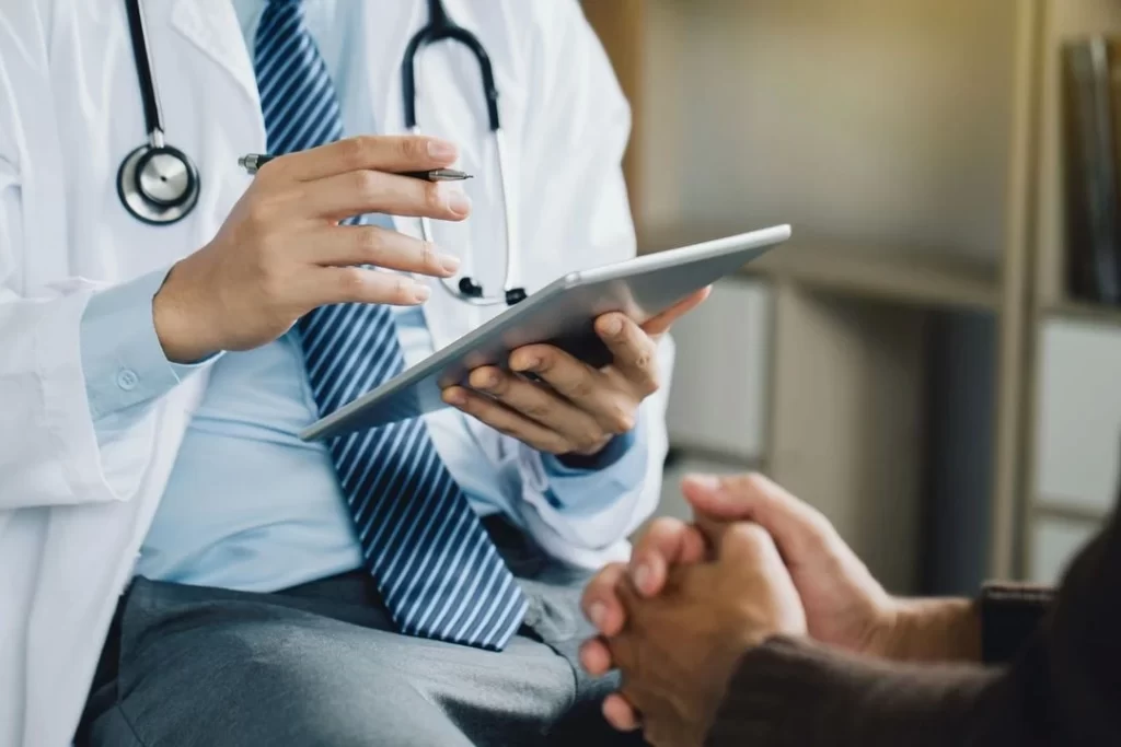 Hastanelerde enfeksiyon kontrolüne yeni düzenleme… Yetkiler yeniden belirlendi