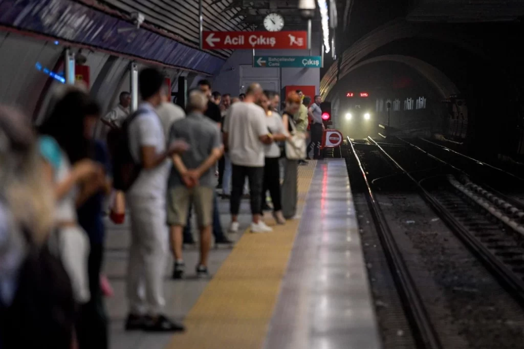 İzmir ulaşımına yılbaşı düzenlemesi 