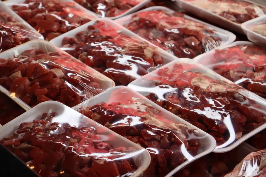 İzmit’te ‘halk et’ yüzleri güldürürken, ‘askıda et’ desteği sürüyor