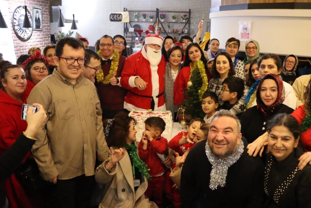 Kocaeli’de özel çocuklar için yeni yıl coşkusu