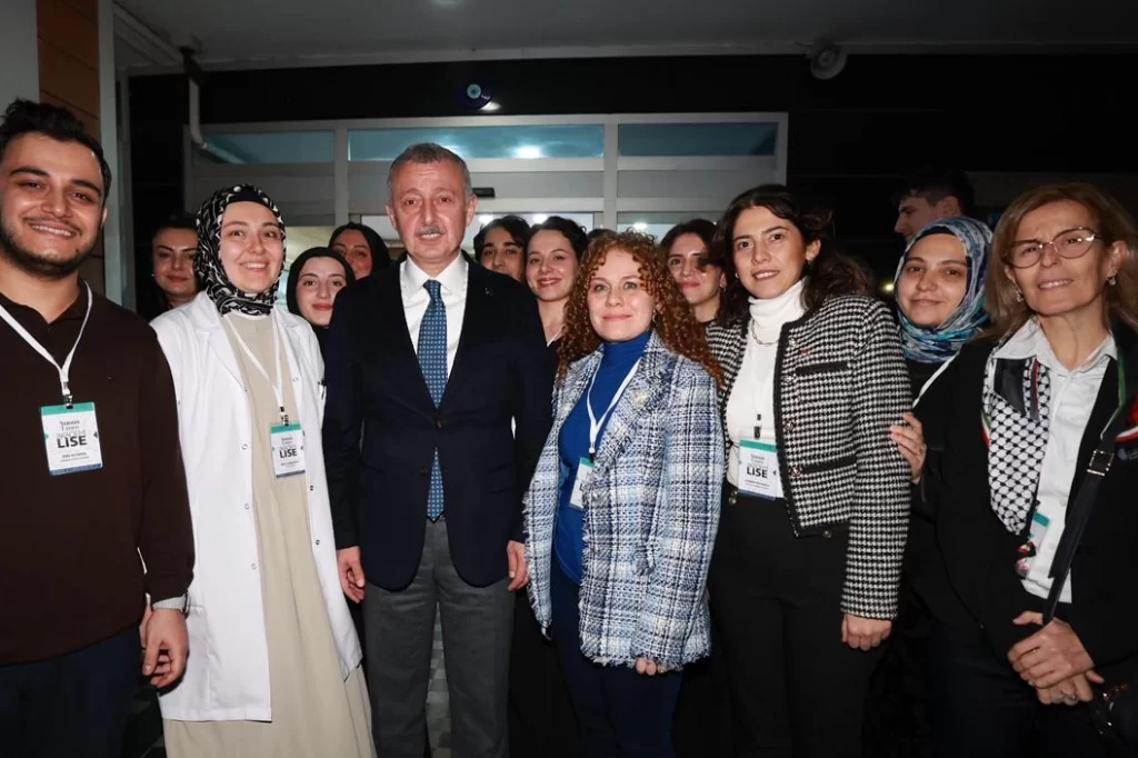 Kocaeli Derince Yunus Emre Akademi lise tanıtıldı