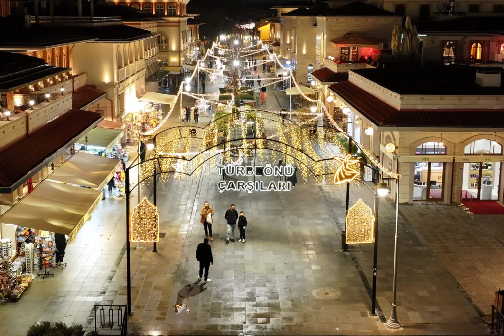 Konya’da Şeb-i Arus Haftası ışıl ışıl