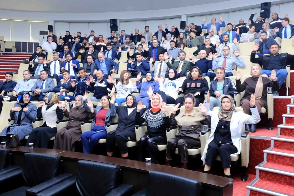 Konya Karatay’da personel için ‘Ergonomi’ eğitimi düzenlendi