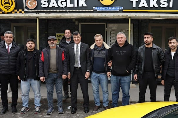Kütahya’da Başkan Kahveci’den taksi duraklarına ziyaret