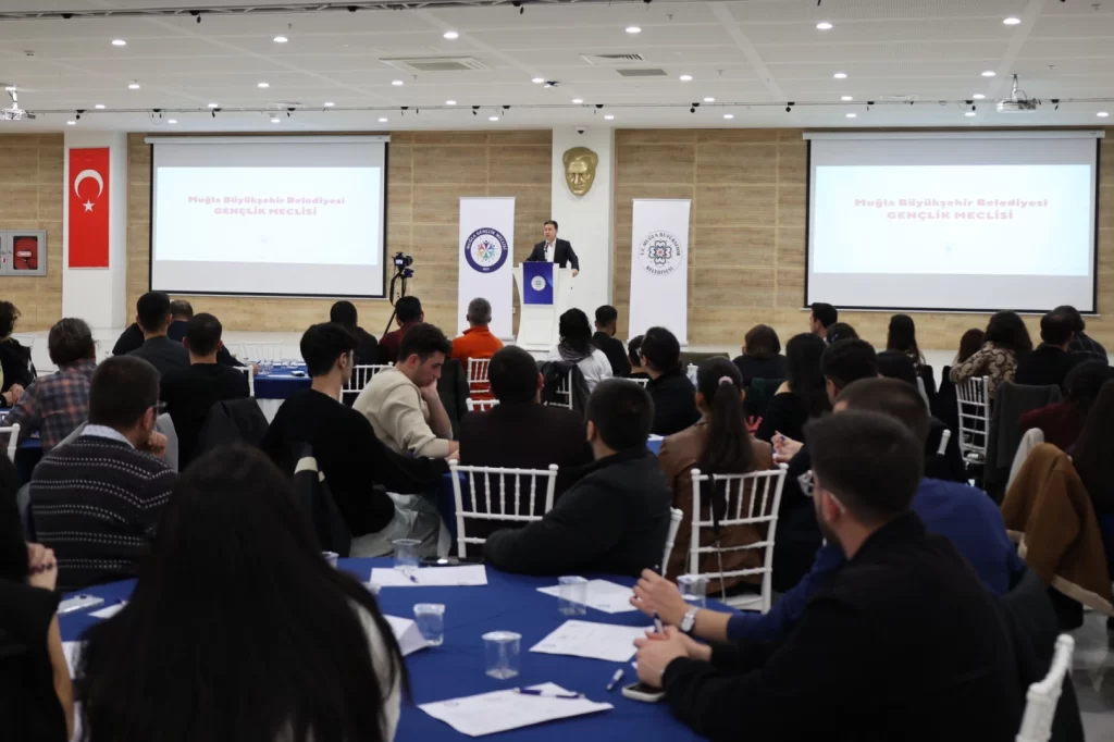 Muğla’da Gençlik Meclisi üniversitelilerle buluştu