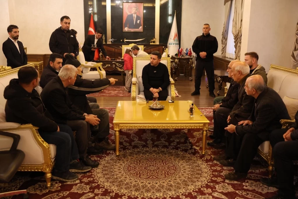 Nevşehirliler makamında Başkan Arı’yla buluştu