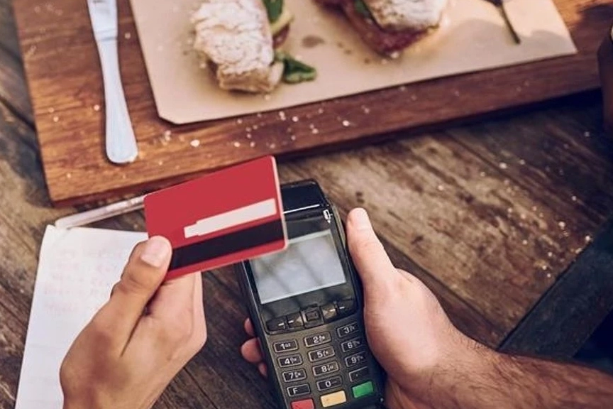 TURYİD’den bahşiş çağrısı: Kredi kartıyla gönüllü bahşiş sistemi gelmeli