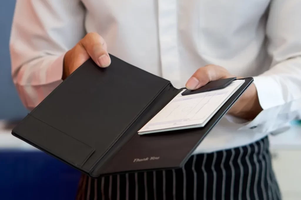 TURYİD: Servis ücreti kaldırılmıyor, gönüllü bahşiş sistemi geliyor