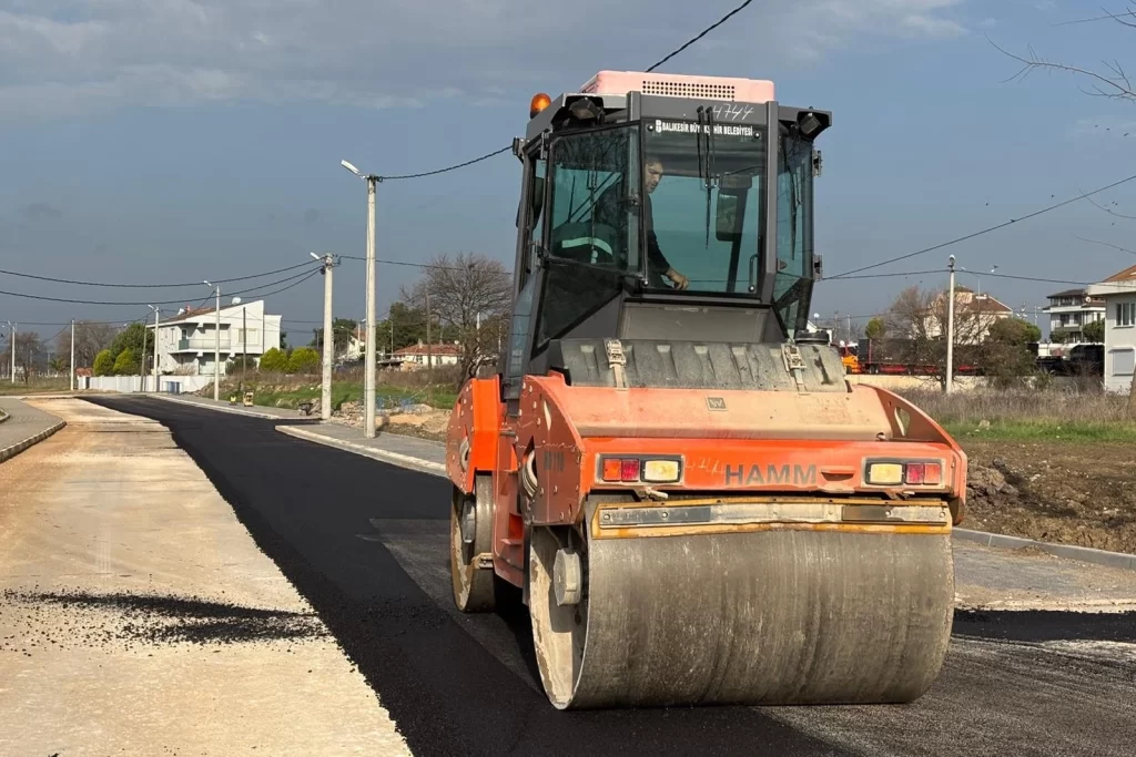 Balıkesir Büyükşehir’den Gönen’de asfalt hamlesi