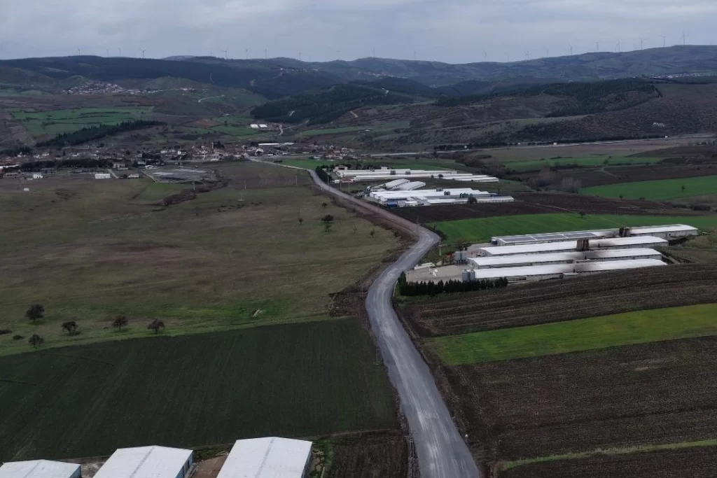 Balıkesir’de konforlu ve güvenli yol çalışması