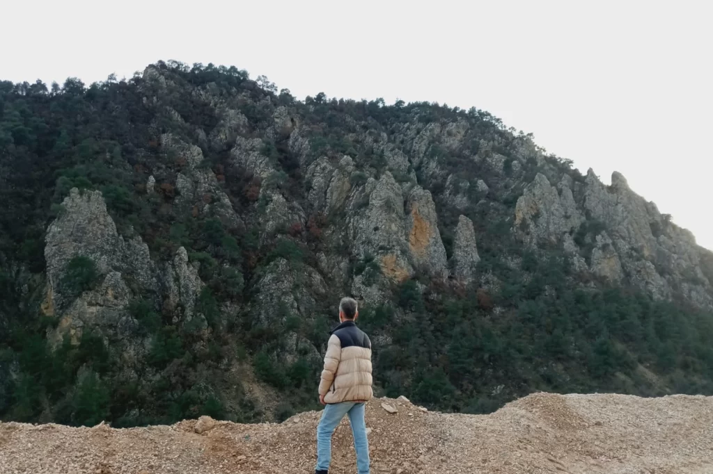 Bilecik’in saklı hazinesi… “Canlı Kaya” doğa tutkunlarını büyülüyor