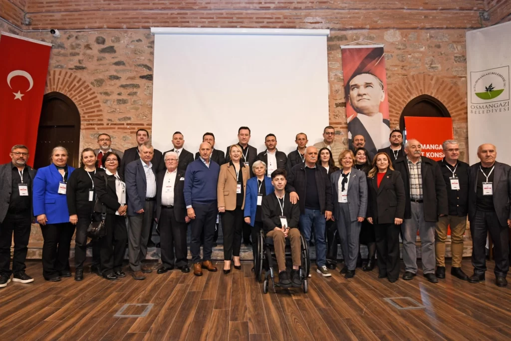 Bursa Osmangazi Kent Konseyi’nde bayrak değişimi