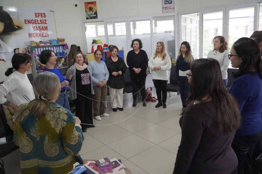 Efes Selçuk’ta Kadının İnsan Hakları Eğitim Programı başladı